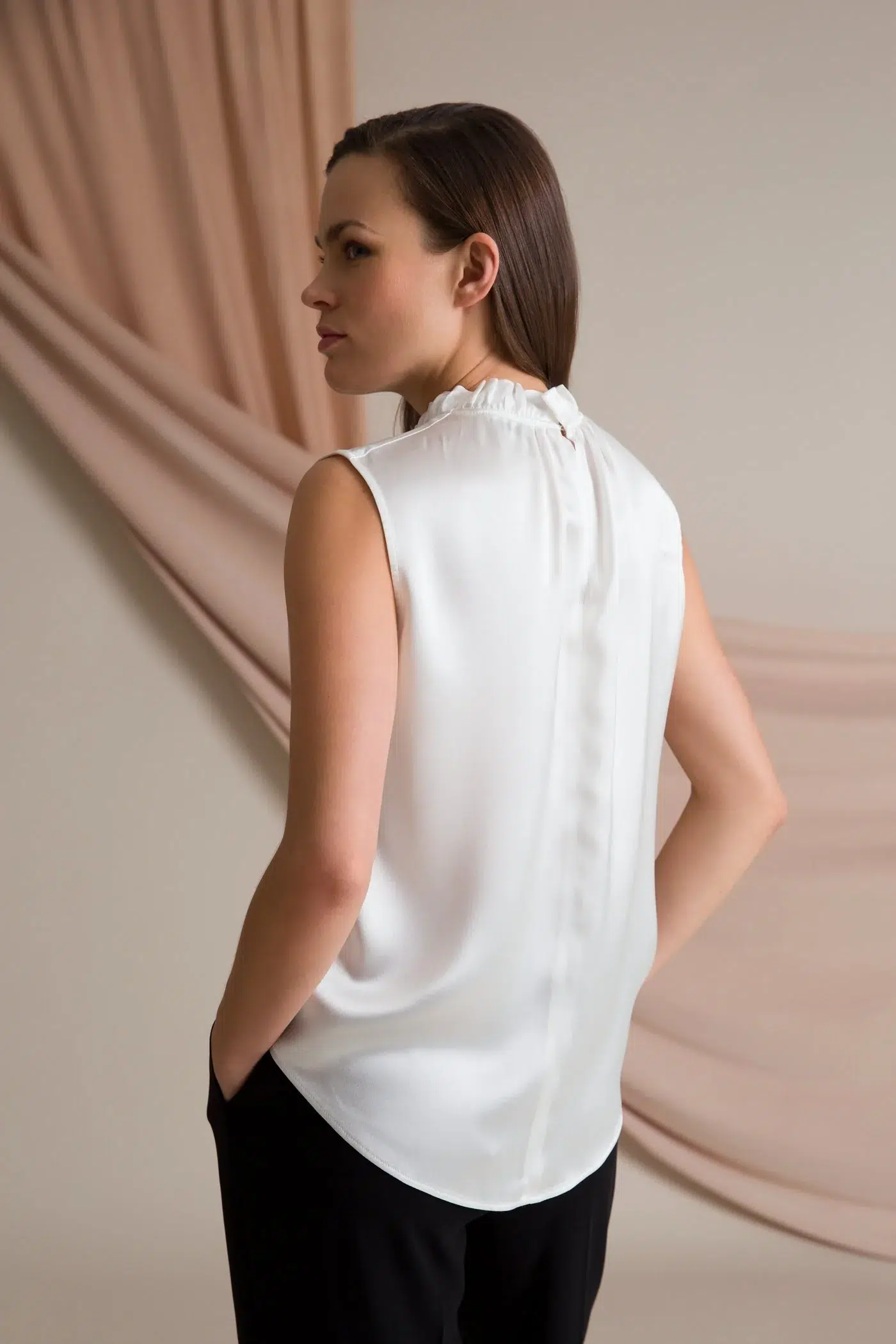 AP002 - Darleen Sleeveless Blouse Soft White - Image 4